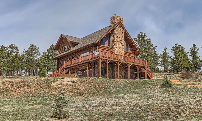 Lyons Cabin | The Broadmeadow Cabin – Near Wild Basin RMNP