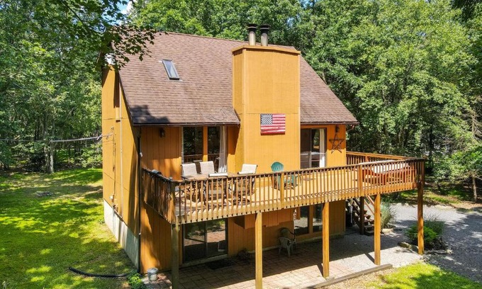 Jim Thorpe House | The Burrow