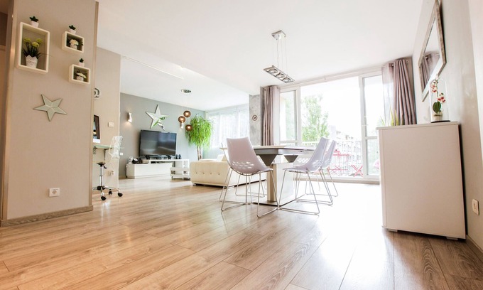 Tonkin Nord Apartment | ★ The Célestay ★ 90 m² Balcony & Parking - LYON ❤️