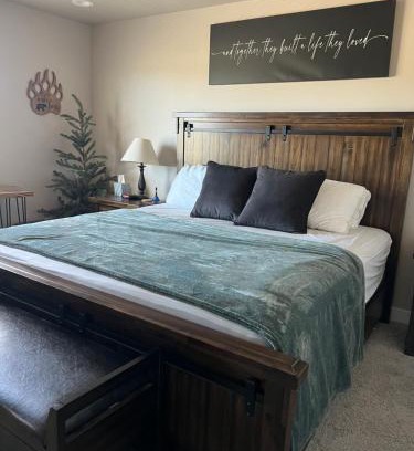 Flagstaff Apartment | The Cabin