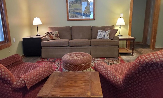 Crumpler House | The Cabins at Healing Springs