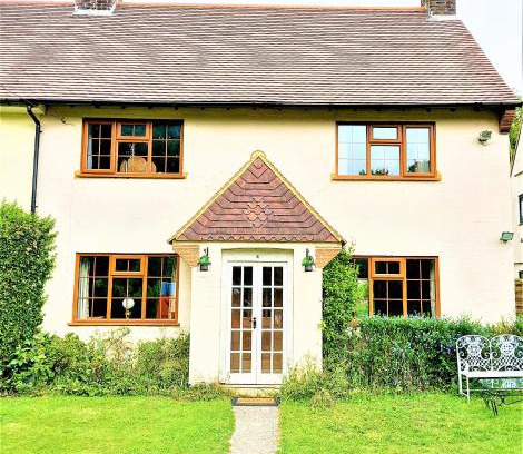 Climping Villa | The Captain's Cottage at Climping