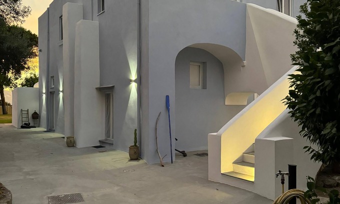 Procida Apartment | The Carob Tree - Columns