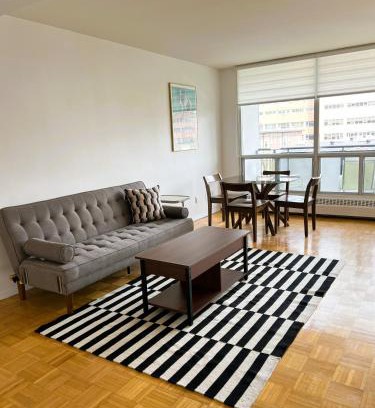 Church and Wellesley Apartment | The Charming Downtown Stop