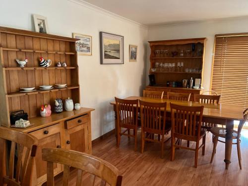 Ventnor House | The Chicory