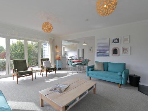 Te Anau House | The Clearwater Cottage - Te Anau Holiday Home