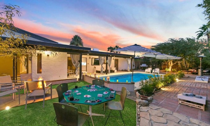 Desert Park Estates House | The Colony Enclave - #1 Hideaway in Palm Springs