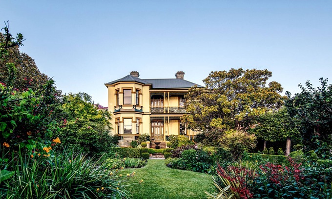 Glebe Cottage | The Corinda Collection
