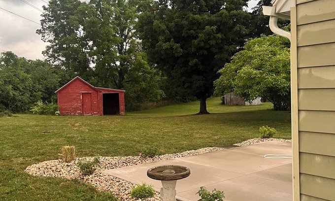Jamesville House | The Cottage is a charming 3-bedroom house in Jamesville…minutes to Syracuse!