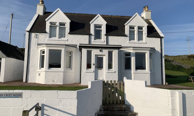 Milovaig Cottage | THE CROFT HOUSE, family friendly, with open fire in Glendale