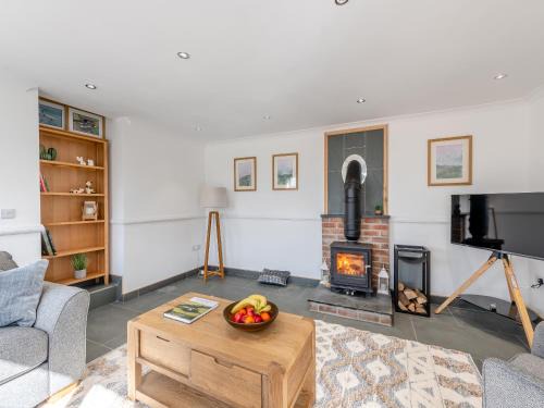 Thelbridge House | The Dairy - Uk49086