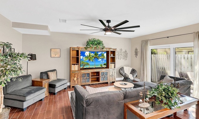 Titus Village House | The Diamond - Sleeps 7 with Office!