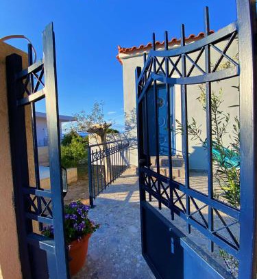 Vagia House | The Dona House