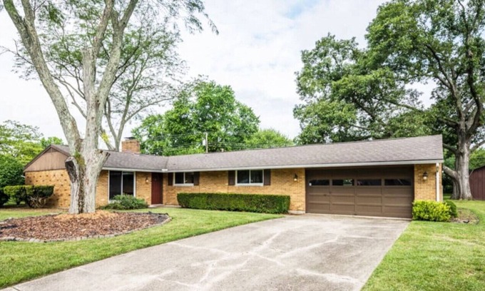 Otterbien Home House | The Dorothy Lane Market House 3 bd 2 ba