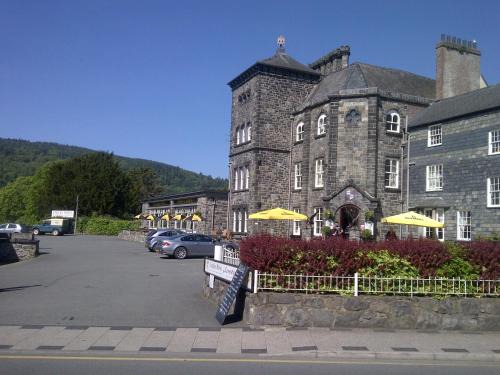 Llanrwst Hotel | The Eagles Hotel