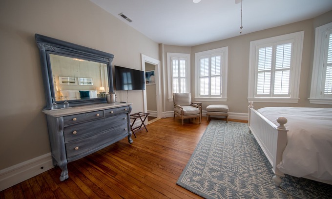 Edenton Bed & Breakfast | The Edenton Collection-Captain's Quarters Inn