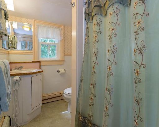 Bar Harbor Bed & Breakfast | The Elmhurst Inn
