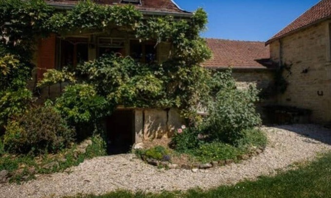 Hauteroche Hotel | The Farmhouse in the heart of Burgundy