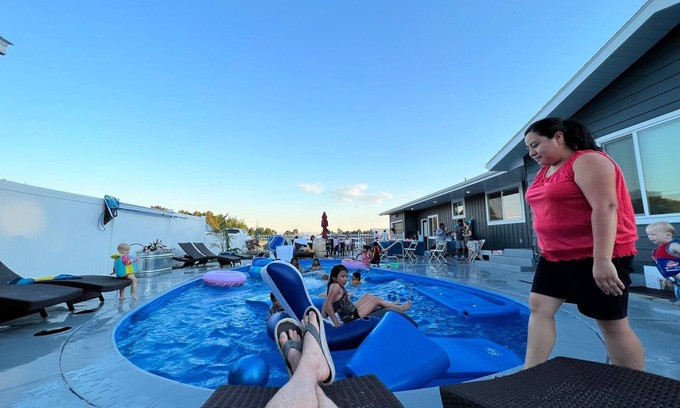 Walla Walla Other | The Farmstead- Pool, Hot Tub, Firepit and Farm Fresh Eggs/Animals in Walla Walla