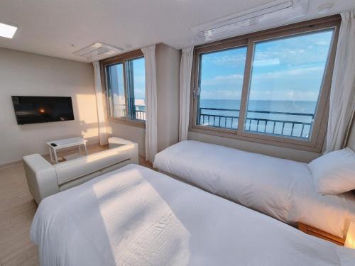 Haeundae Hotel | The First Ocean Songjeong