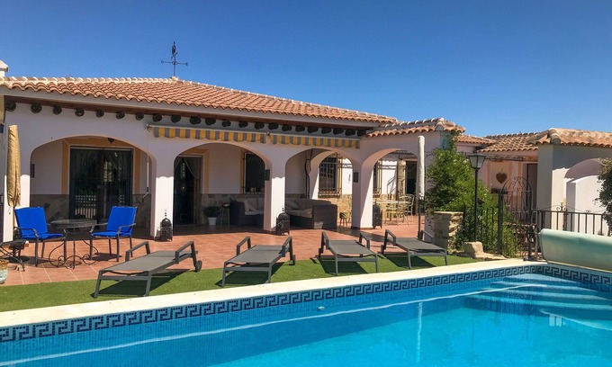 Montefrio Villa | The Fool on the Hill Sees the sun Going Down.nhe has Found a Wonderfull Spot,