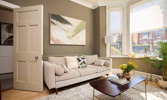 Harlesden House | The Furness Hideout - Charming 2 Bdr House