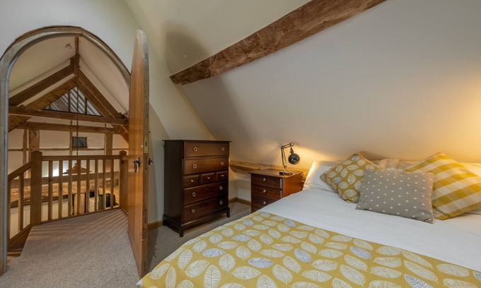 Peterchurch House | The Garden Barn (4) - a grade I listed building sleeping 4 guests