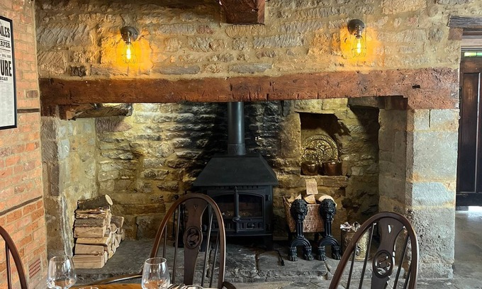 Brailes Hotel | The George Inn