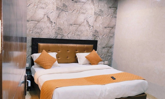 Kalkaji Hotel | The Gera