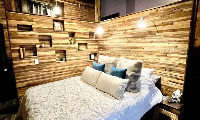 Marshall House | The Ginocchio Meyer Home!