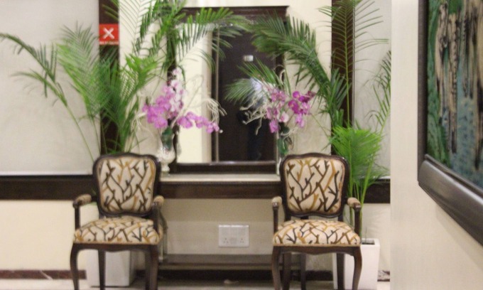 Mahanagar Hotel | The Golden Apple