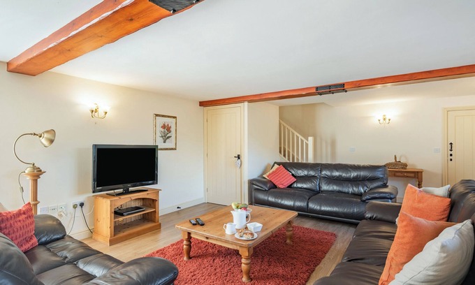 Arnold Cottage | The Grainery - UK37516