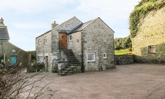 Kirkby-in-Furness Apartment | The Granary Loft