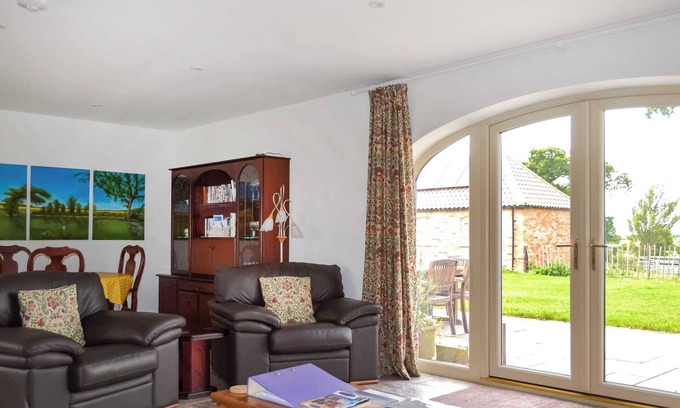 Market Rasen Cottage | The Groom's Quarters - UK39053