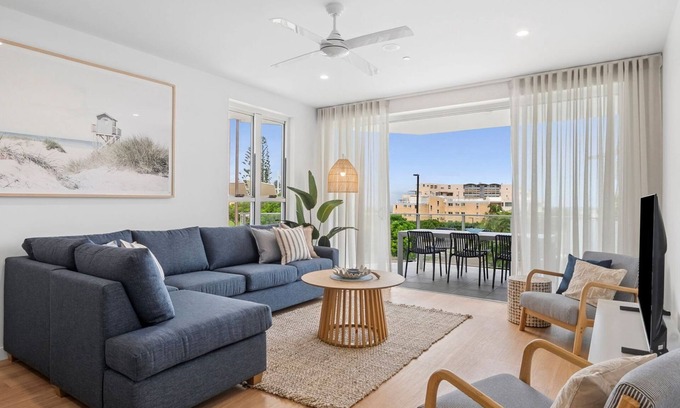 Kings Beach Apartment | The Hamptons at Kings