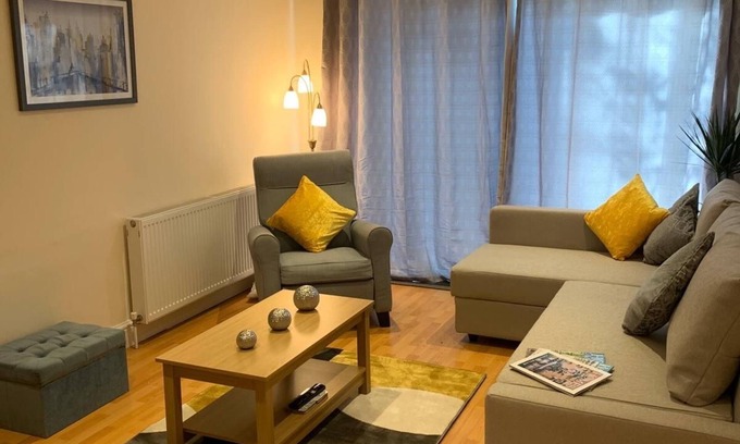 Salisbury Apartment | The Hart of Salisbury | Wessex Quarters