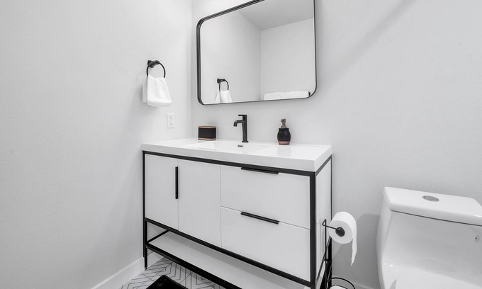 Barton Hills Apartment | The Heart of ATX