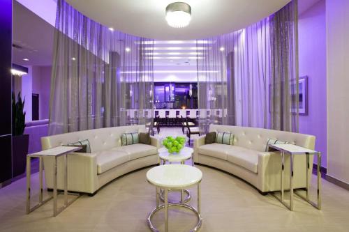 Downtown Halifax Hotel | The Hollis Halifax - a DoubleTree Suites by Hilton