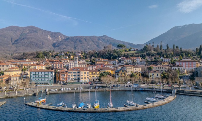Porto Valtravaglia Apartment | The House of Porto