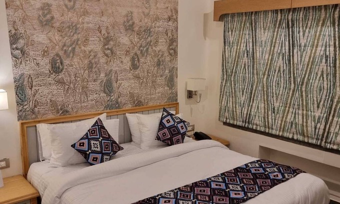 Lanka Hotel | The Jais Boutique Stay