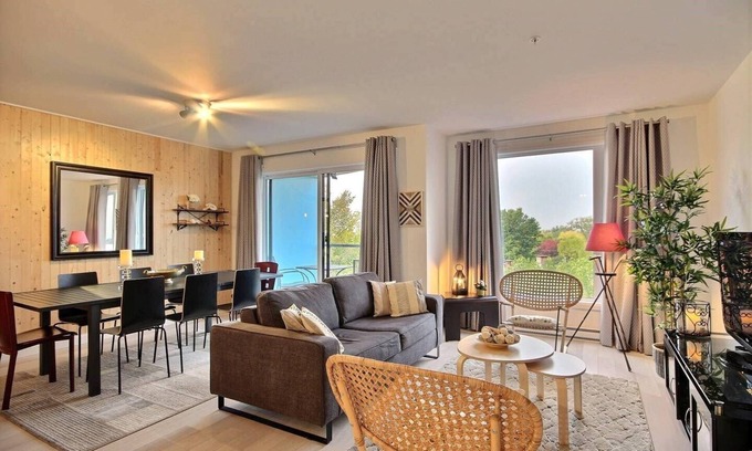 La Cite-Limoilou Apartment | The Kaméléon, The cottage