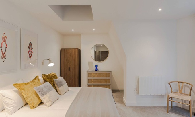 Ladywell Apartment | The Ladywell Penthouse Lewisham with Wifi