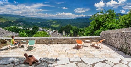 Vitsa Apartment | The Land Beyond