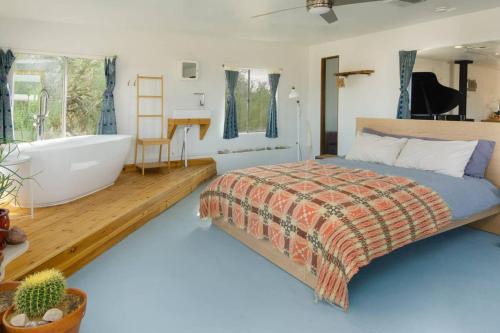 Twentynine Palms House | The Land In The Sky Retreat