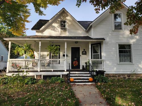 Wisconsin Rapids Bed & Breakfast | The Landerholm Bed and Breakfast