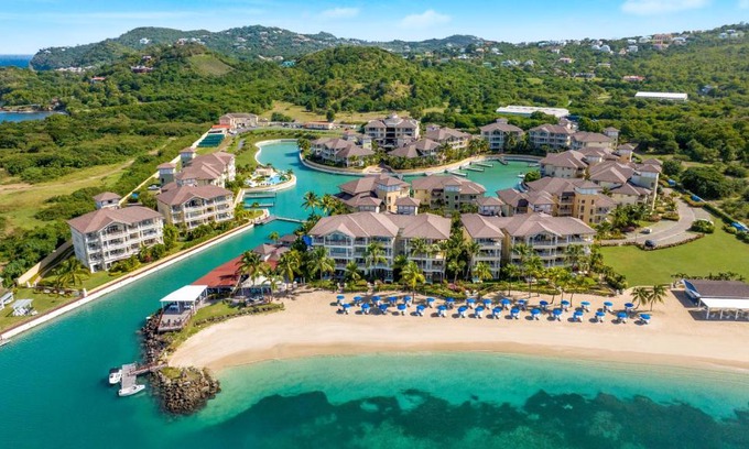 Bois d'Orange Hotel | The Landings Resort and Spa - All Suites