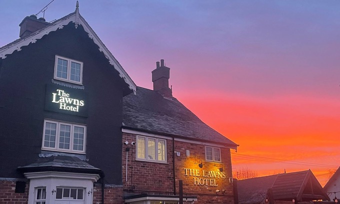 Chellaston Hotel | The Lawns Hotel
