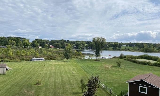Manawa Cottage | The Lazy Bear Lake House on beautiful Bear Lake, covered deck, great view