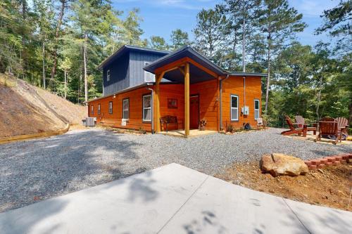 Ellijay House | The Lighthouse