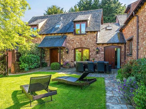 Old Cleeve House | The Linhay